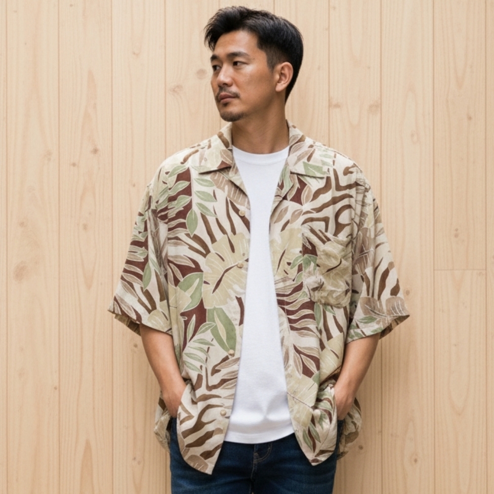 L.A. Beat Men's NWT Tan Hawaiian Button Down Oversized Shirt Size Medium